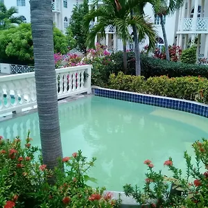 Studio Apartment! Ocho Rios